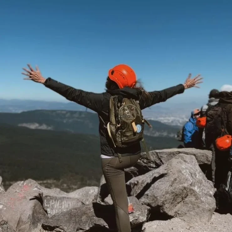 HIKING PARA MEJORAR LA SALUD MENTAL Y EMOCIONAL